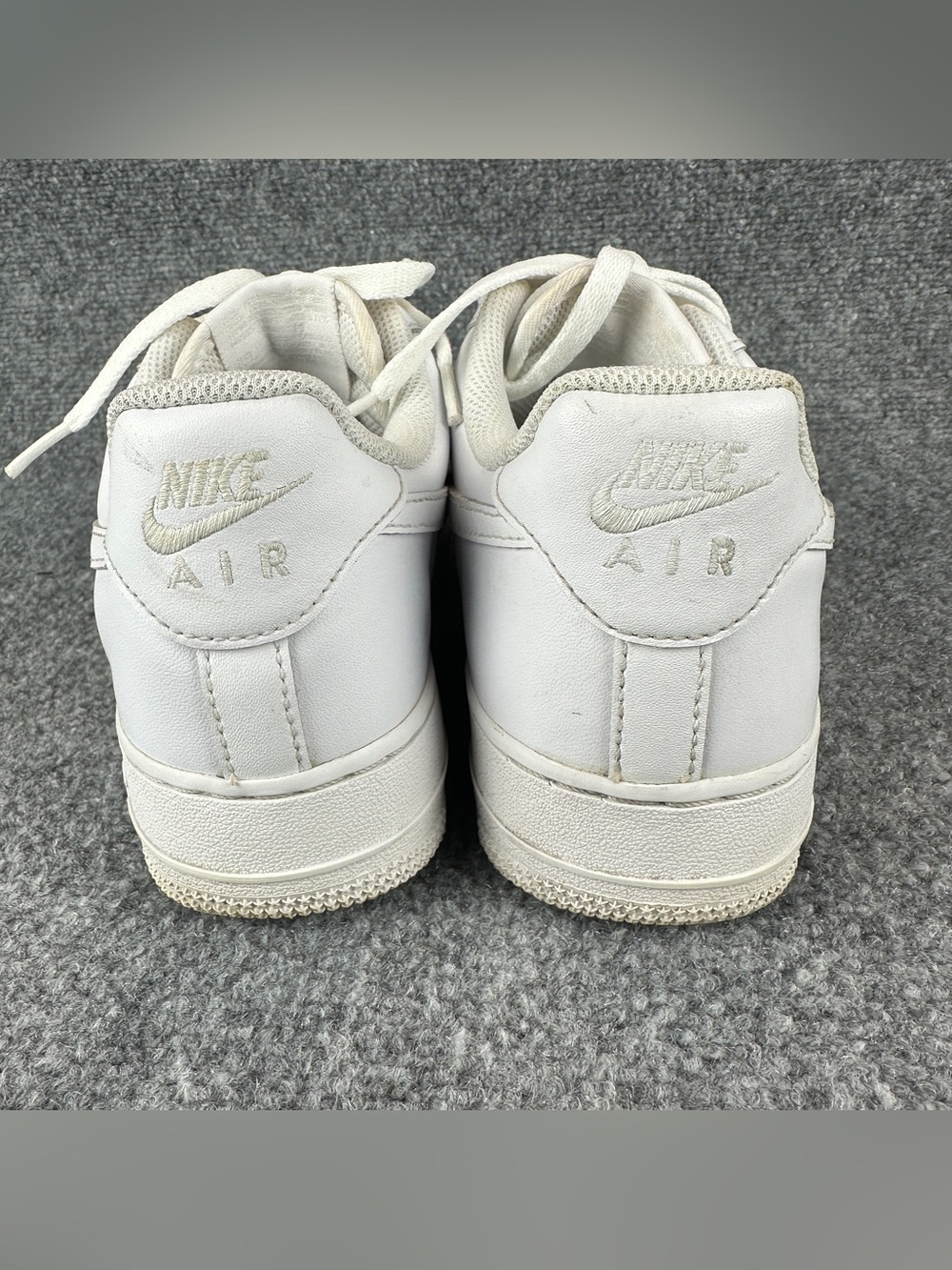 Nike Air Force 1 07 Triple White Women's Size 8 Sneakers Shoes DD8959-100 Low - Picture 10 of 16